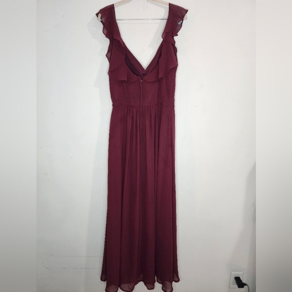 Elegant Burgundy Ruffle Dress